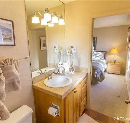 Artist Road #30 Two-bedroom Apartment Santa Fe